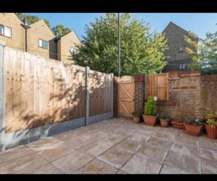Rainbow Quays Apartment London Ngoại thất bức ảnh